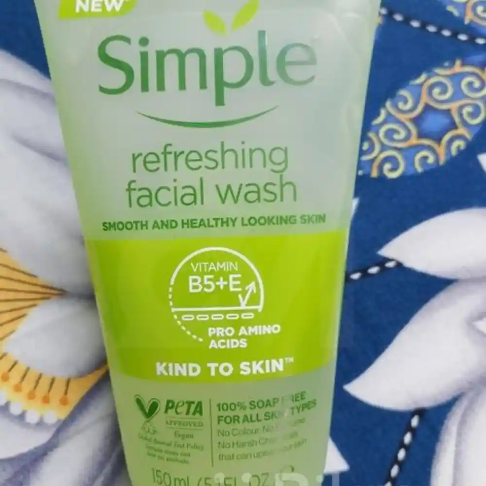 Simple-Refreshing-Face-Wash-150ml 