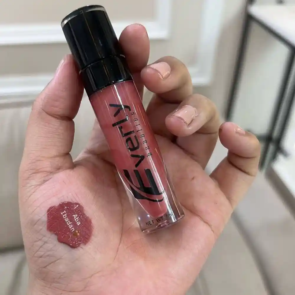Everly-Matte-liquid-Lipstick