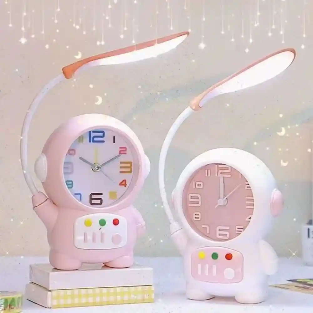 Astronaut-Desk-Lamp-with-Alarm-Clock